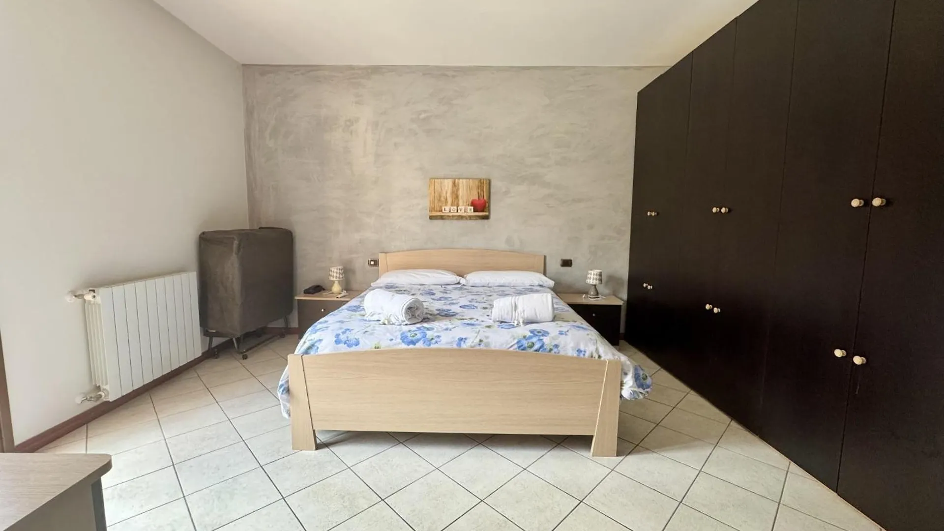 2 Apartments - Akragas Home 1 & Akragas Home 2 In Center With View 阿格里真托