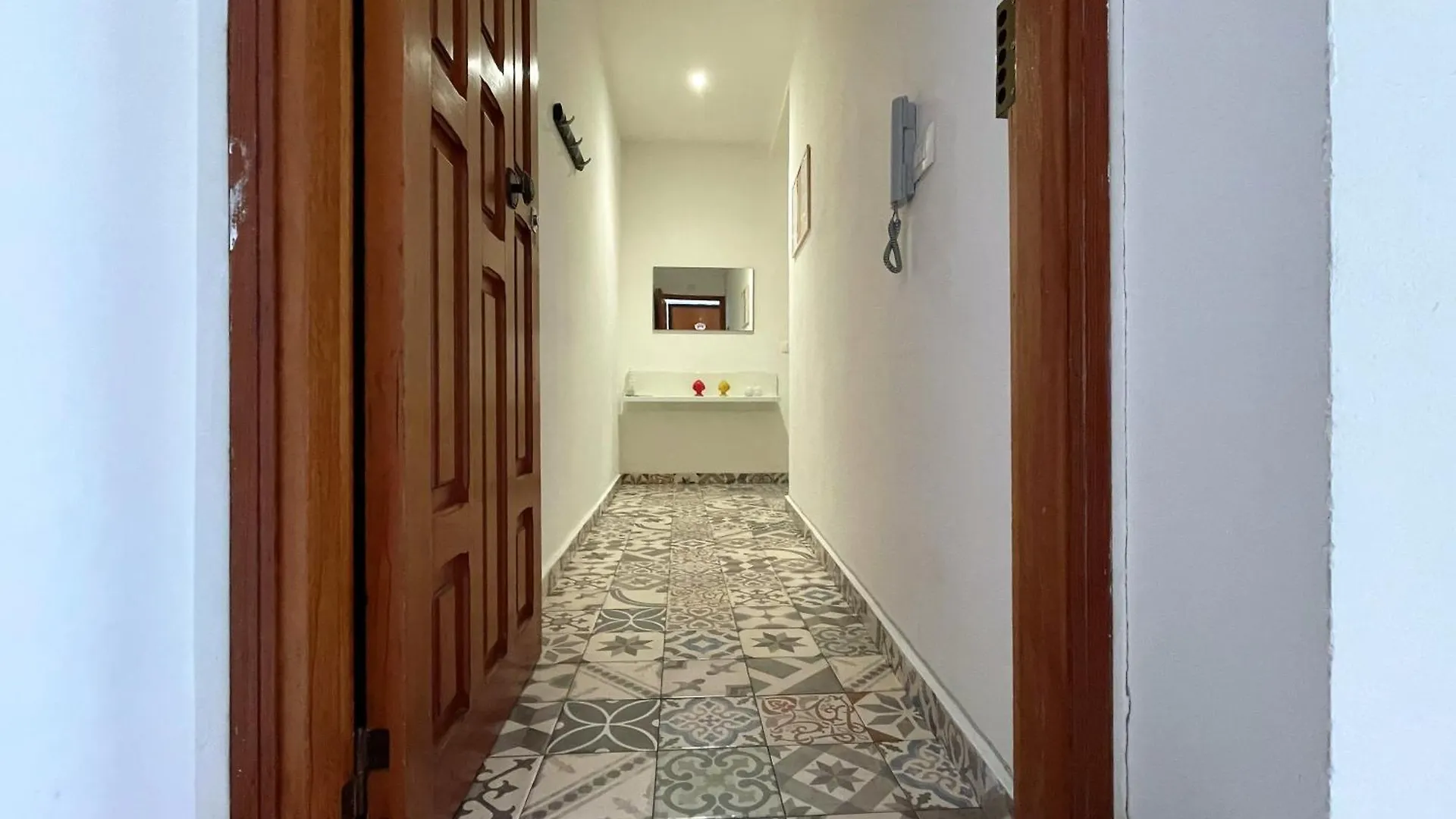 2 Apartments - Akragas Home 1 & Akragas Home 2 In Center With View 阿格里真托