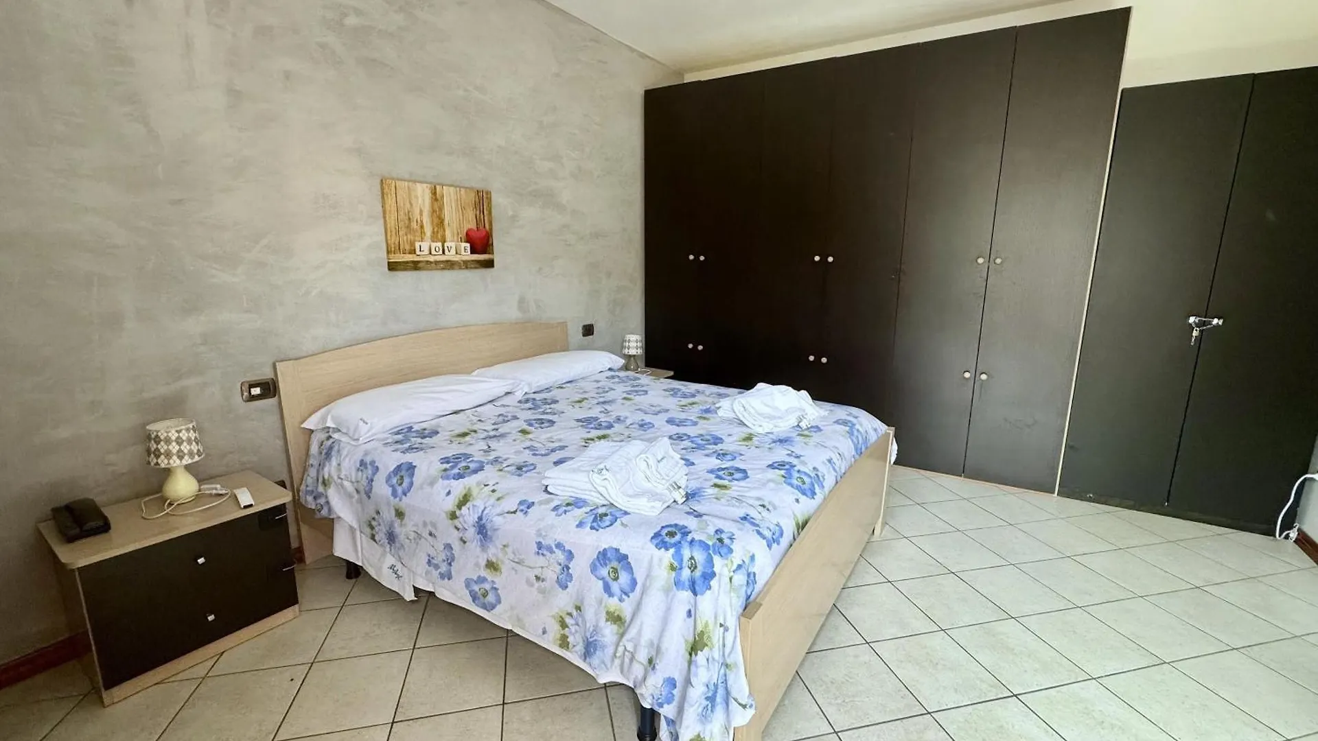 2 Apartments - Akragas Home 1 & Akragas Home 2 In Center With View 阿格里真托