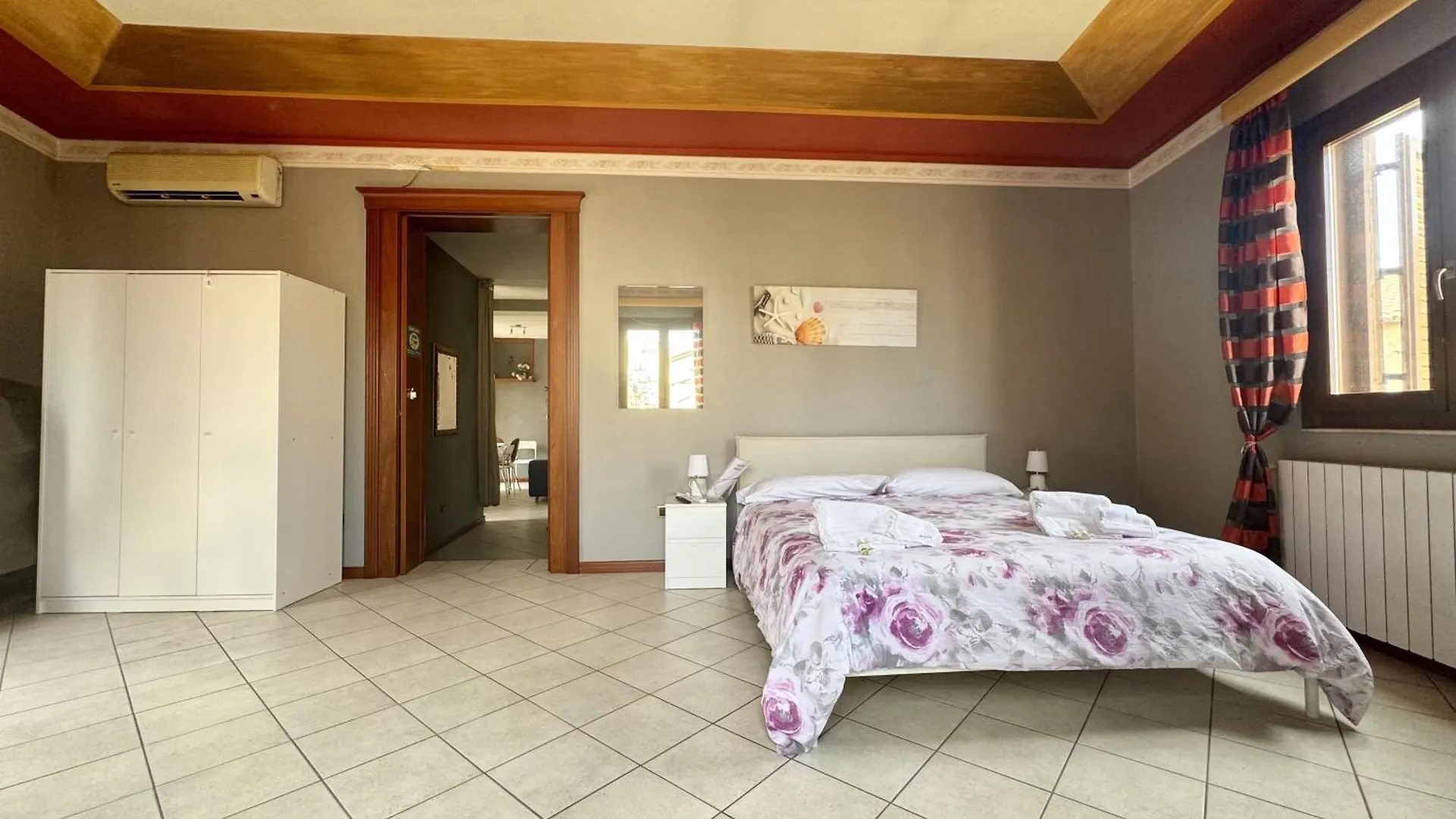 2 Apartments - Akragas Home 1 & Akragas Home 2 In Center With View 阿格里真托